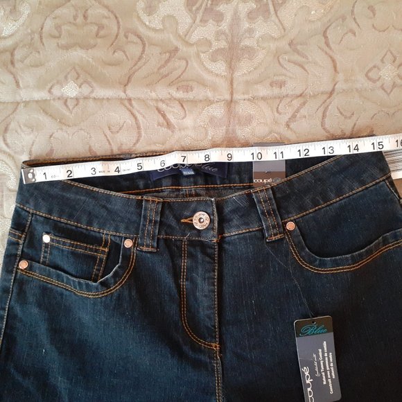 Gap Coupe Blue Women's Dark Washed Jeans Bootcut Tummy Control - Size 6 - NWT - Picture 5 of 13